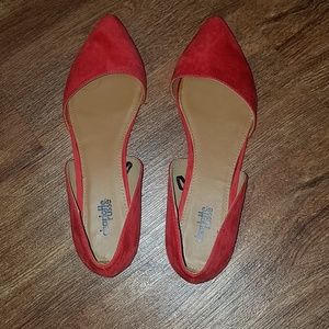 Red pointed toe flats NWOT